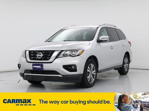 2019 Nissan Pathfinder SV