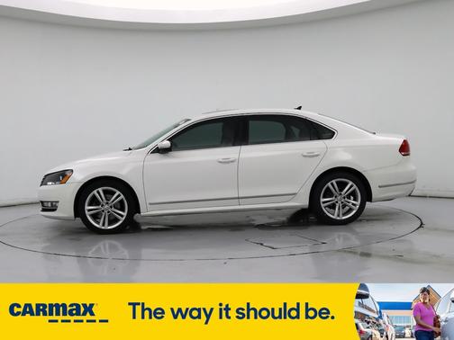 2015 Volkswagen Passat SE