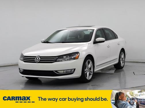 2015 Volkswagen Passat SE