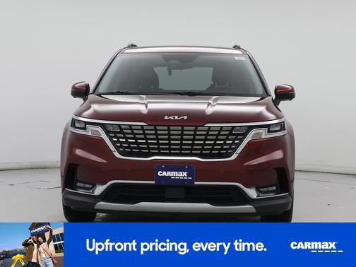 Red 2022 Kia Carnival SX