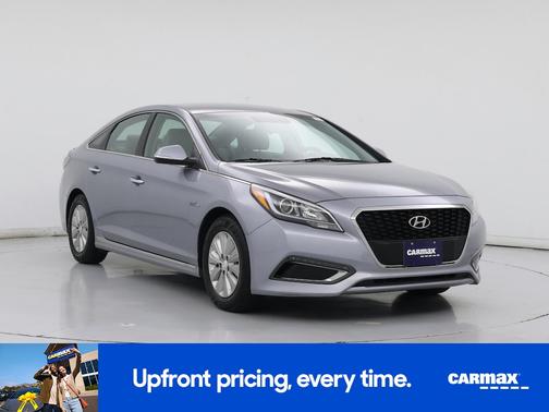 2016 Hyundai SONATA Hybrid SE