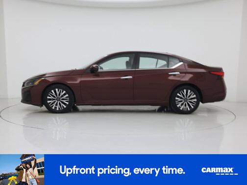 2023 Nissan Altima SV