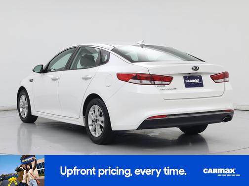 White 2016 Kia Optima LX