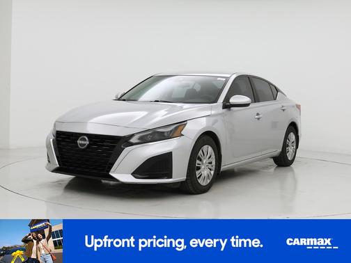 Silver 2023 Nissan Altima S