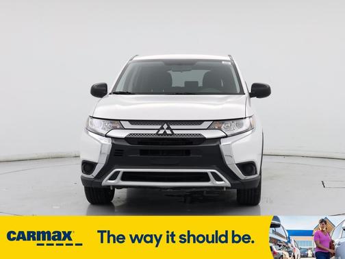 2020 Mitsubishi Outlander ES