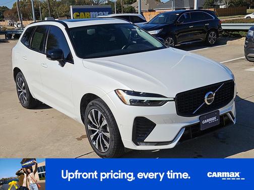 2024 Volvo XC60 B5 Plus Dark Theme