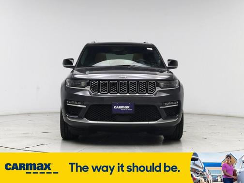 2022 Jeep Grand Cherokee Summit