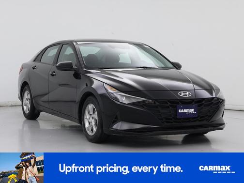 2023 Hyundai ELANTRA SE