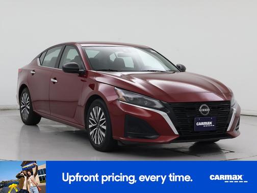 2024 Nissan Altima SV