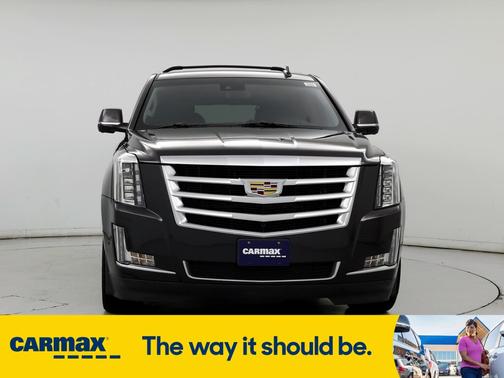 2018 Cadillac Escalade Luxury