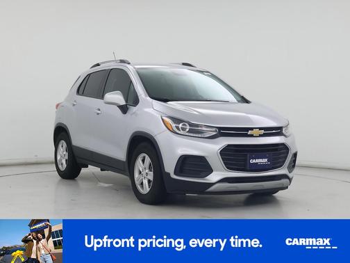 Silver 2022 Chevrolet Trax LT