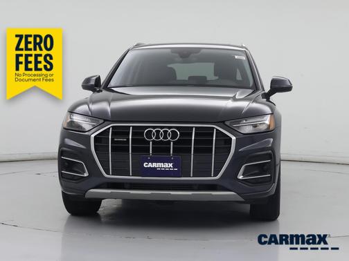 Gray 2023 Audi Q5 Premium