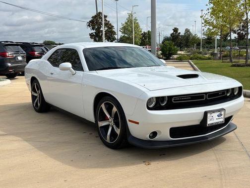 White 2019 Dodge Challenger GT