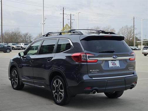 2023 Subaru Ascent Limited 8-Passenger
