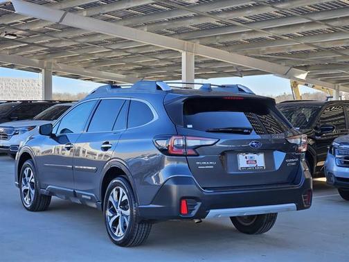 2022 Subaru Outback Touring
