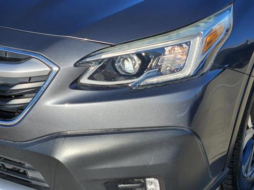 2022 Subaru Outback Touring