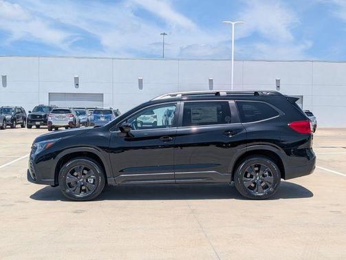 Black / Silver 2026 Subaru Ascent Premium
