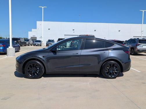Gray 2024 Tesla Model Y Long Range