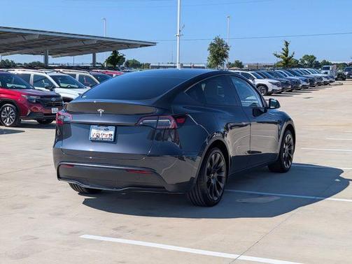 Gray 2024 Tesla Model Y Long Range