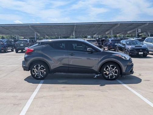 Magnetic Gray Metallic 2018 Toyota C-HR XLE Premium