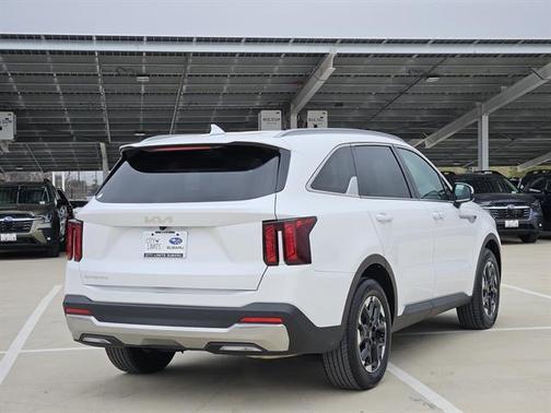 2024 Kia Sorento S