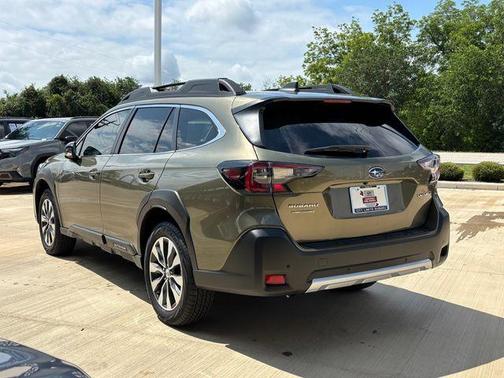 Autumn Green Metallic 2025 Subaru Outback Limited