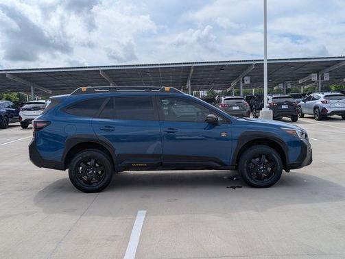 Geyser Blue 2022 Subaru Outback Wilderness
