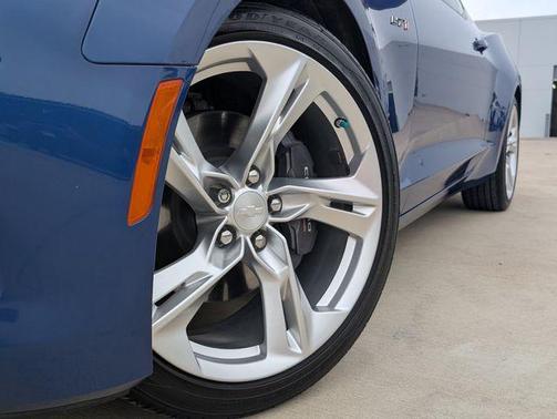 Blue Metallic 2022 Chevrolet Camaro LT1