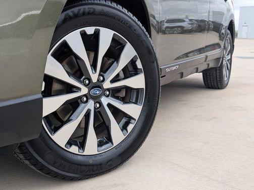 Wilderness Green Metallic 2015 Subaru Outback 2.5i Limited