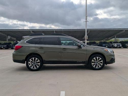 Wilderness Green Metallic 2015 Subaru Outback 2.5i Limited