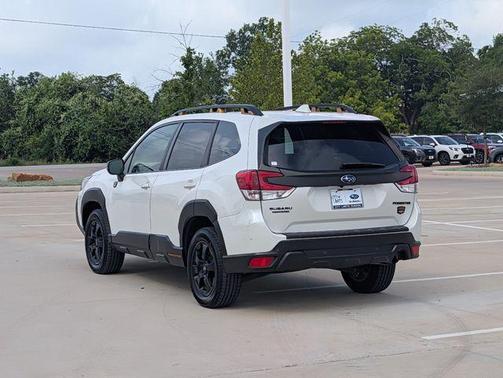 Crystal White Pearl 2022 Subaru Forester Wilderness