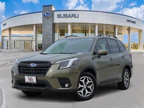 2024 Subaru Forester Premium