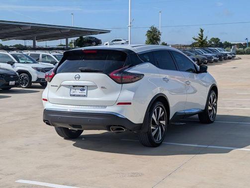 White 2022 Nissan Murano SL