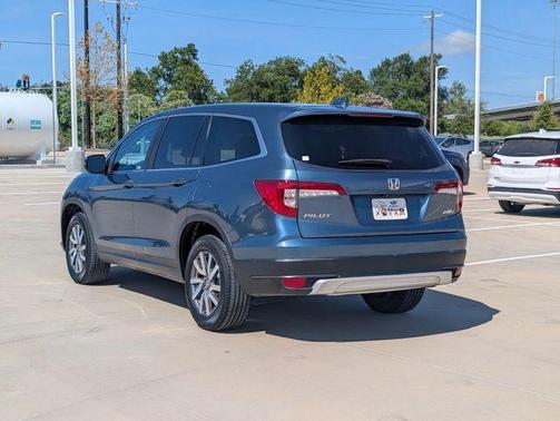Blue 2019 Honda Pilot EX
