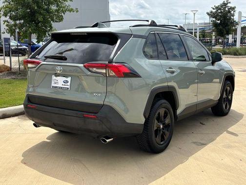 Lunar 2019 Toyota RAV4 XLE
