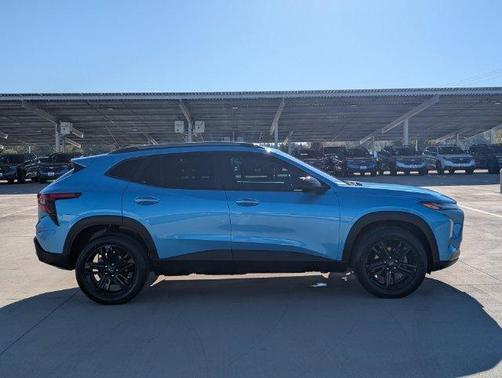 Marina Blue 2025 Chevrolet Trax ACTIV