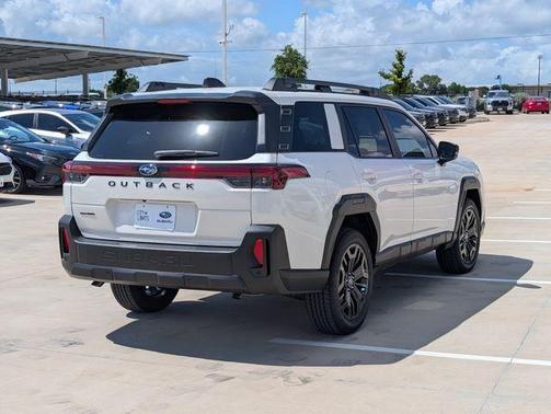 White Pearl 2026 Subaru Outback Limited XT