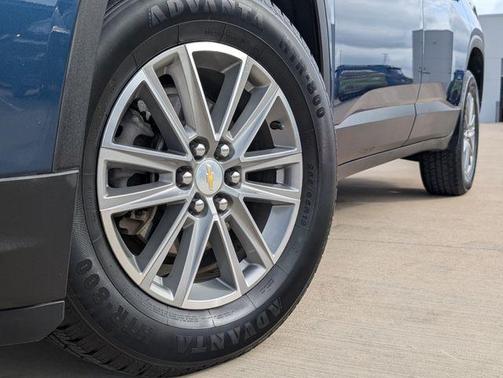 Blue Metallic 2023 Chevrolet Traverse LT Leather