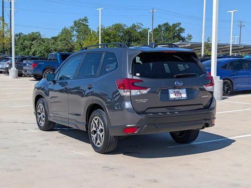 Magnetite Gray Metallic 2023 Subaru Forester Premium