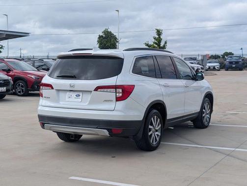 White 2021 Honda Pilot EX-L