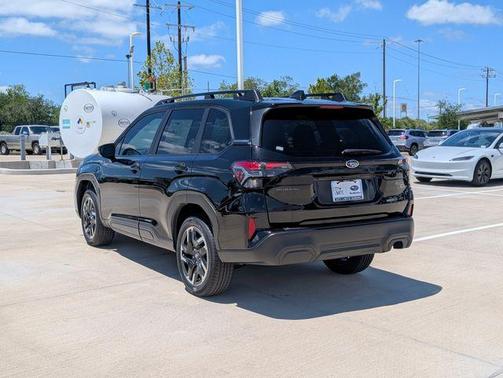 Black / Silver 2026 Subaru Forester Premium