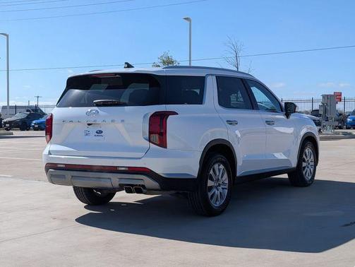 White 2025 Hyundai PALISADE SEL