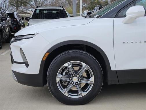 2025 Chevrolet Blazer LT