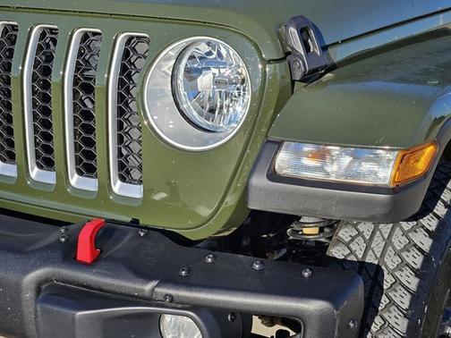 2023 Jeep Gladiator Overland