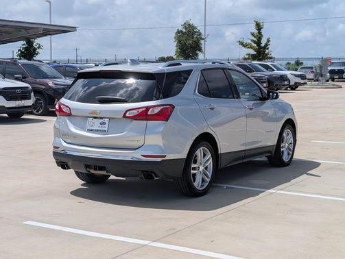 Silver Ice Metallic 2020 Chevrolet Equinox Premier w/2LZ