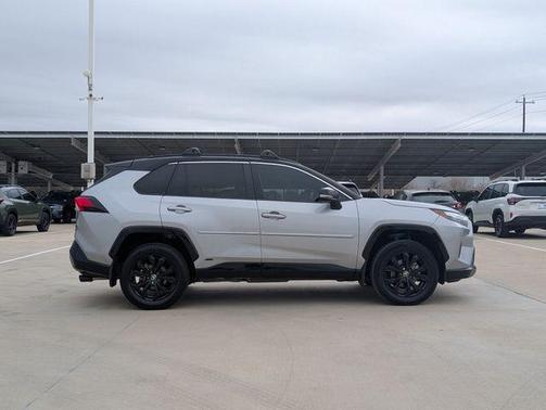 2024 Toyota RAV4 Hybrid XSE