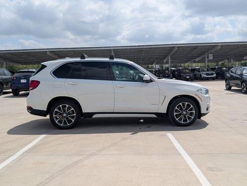 Alpine White 2018 BMW X5 xDrive35i