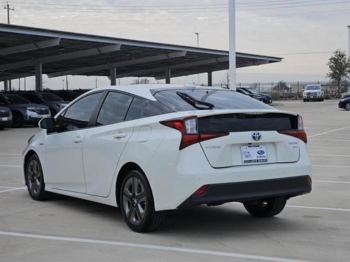 2020 Toyota Prius XLE
