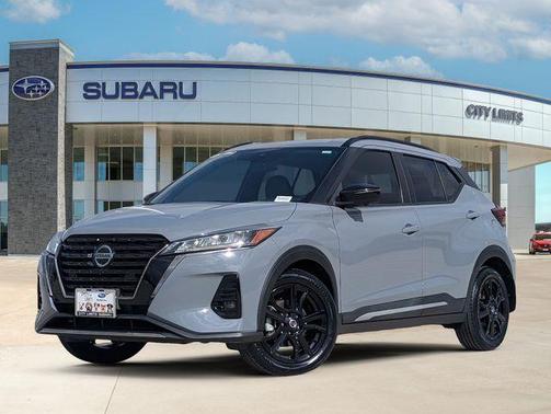 2021 Nissan Kicks SR