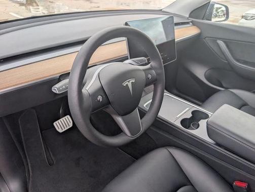 Gray 2022 Tesla Model Y Performance